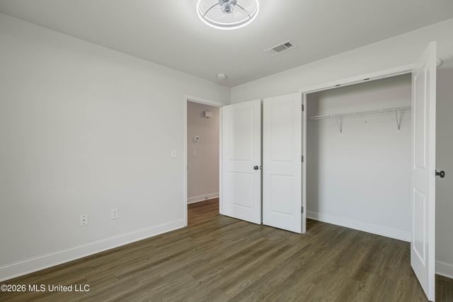 1019 Silver Circle, Pearl, MS 39208