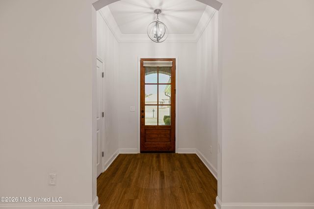 1019 Silver Circle, Pearl, MS 39208