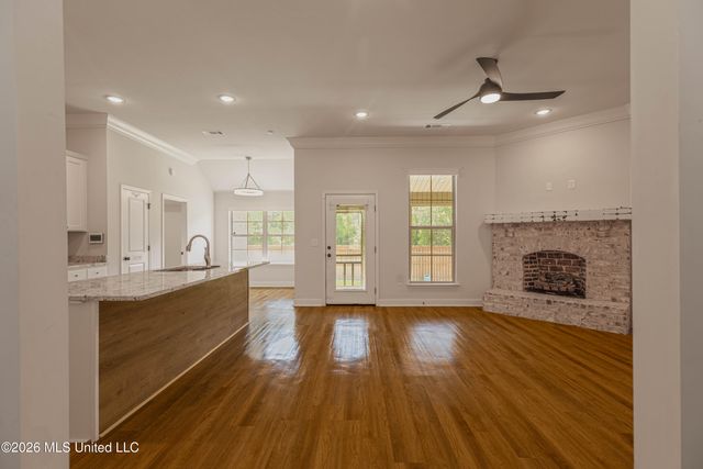 1019 Silver Circle, Pearl, MS 39208