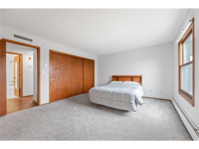 2250 Midland Grove Road #307, Saint Paul, MN 55113