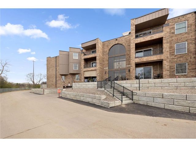 2250 Midland Grove Road #307, Saint Paul, MN 55113