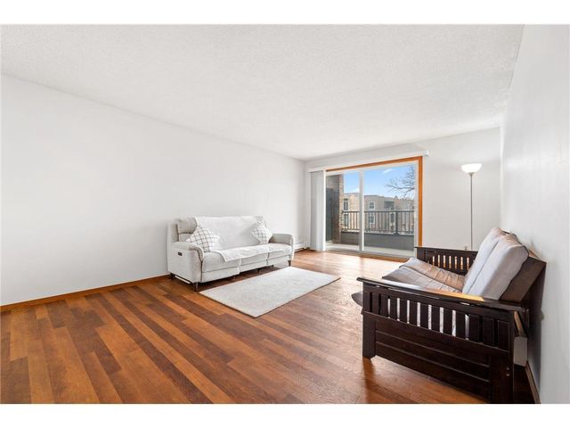 2250 Midland Grove Road #307, Saint Paul, MN 55113