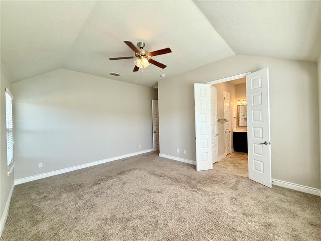 199 Tailwind DR, Kyle, TX 78640