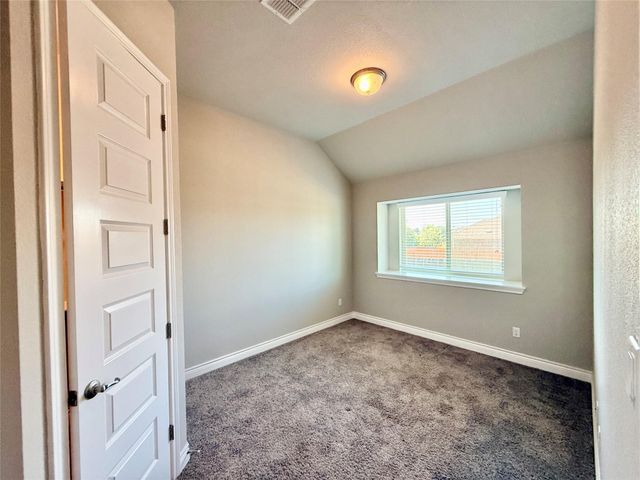 199 Tailwind DR, Kyle, TX 78640