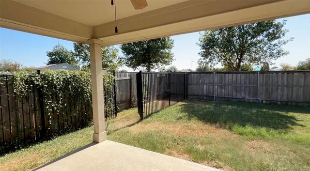 199 Tailwind DR, Kyle, TX 78640