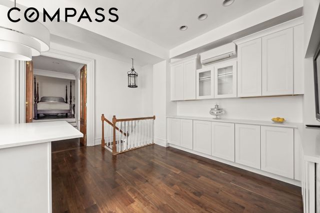 146 Hoyt Street, New York City, NY 11217