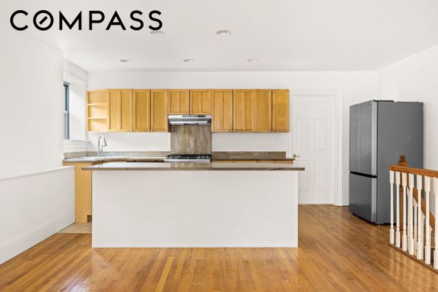 146 Hoyt Street, New York City, NY 11217