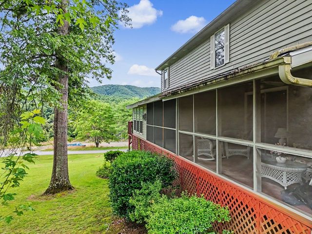 114 Smokerise Drive, Murphy, NC 28906