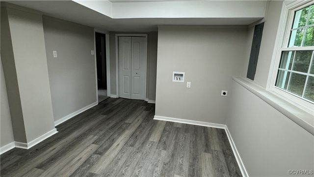 110 Carbe Ct, Richmond, VA 23236
