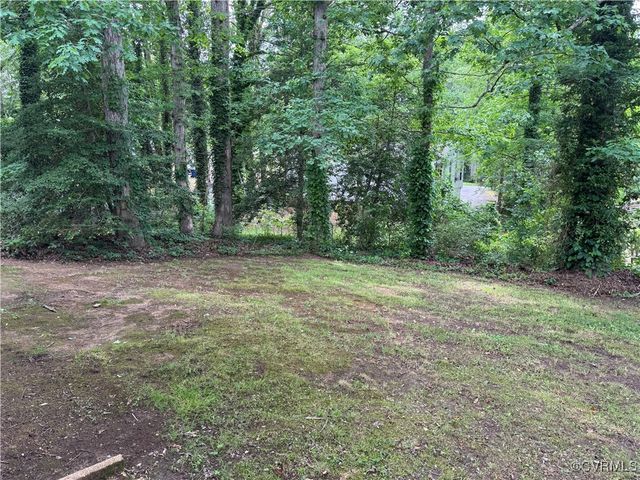 110 Carbe Ct, Richmond, VA 23236