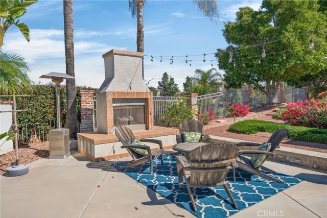 6872 Chartwell, Riverside, CA 92506