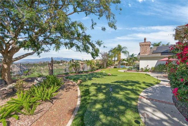 6872 Chartwell, Riverside, CA 92506