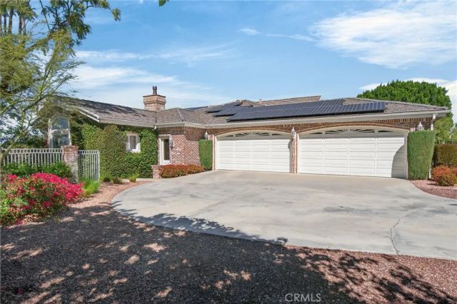 6872 Chartwell, Riverside, CA 92506