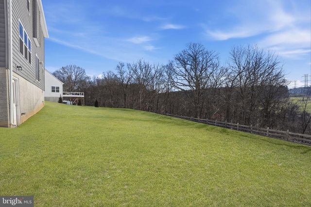 28 PELHAM DR, Coatesville, PA 19320