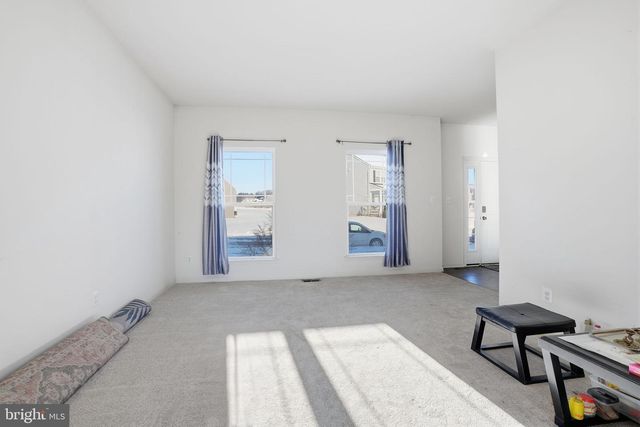 28 PELHAM DR, Coatesville, PA 19320