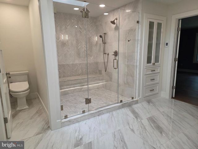 11111 LAWYERS RD, Reston, VA 20191