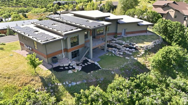 492 N MARATHON CIR, Salt Lake City, UT 84108