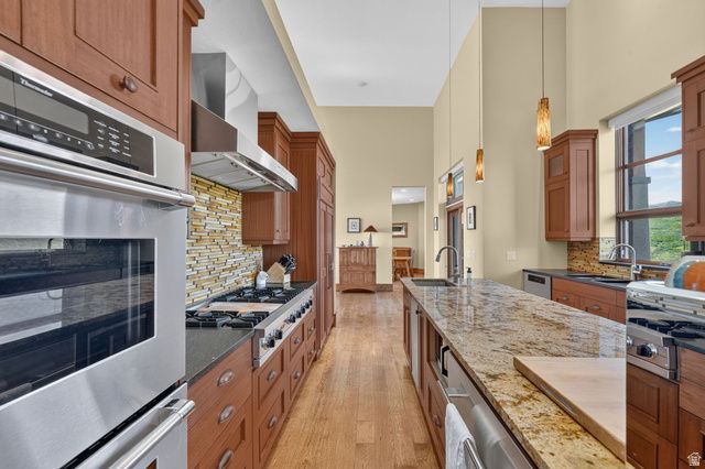 492 N MARATHON CIR, Salt Lake City, UT 84108