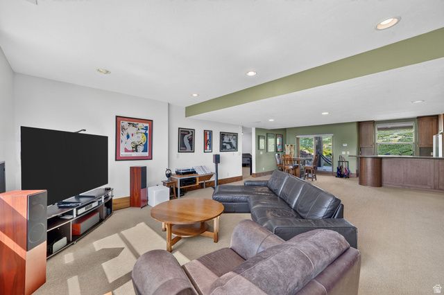 492 N MARATHON CIR, Salt Lake City, UT 84108