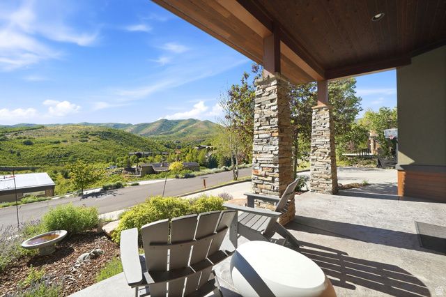492 N MARATHON CIR, Salt Lake City, UT 84108