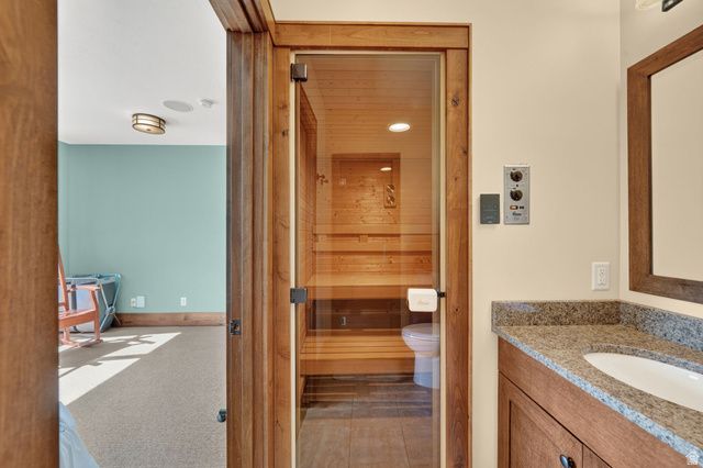 492 N MARATHON CIR, Salt Lake City, UT 84108