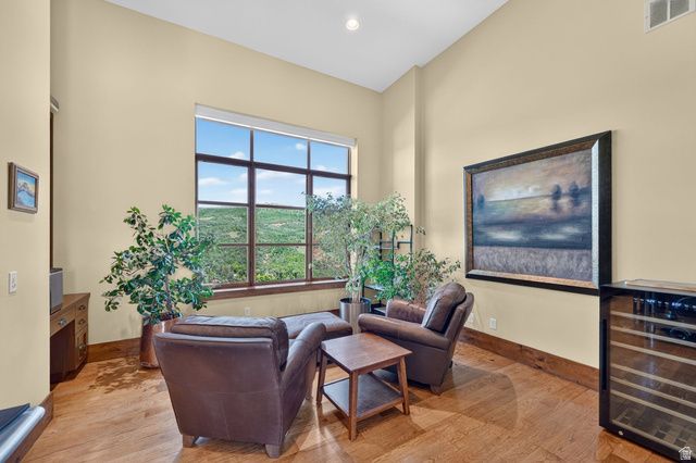 492 N MARATHON CIR, Salt Lake City, UT 84108