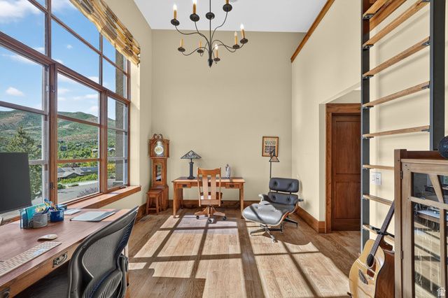 492 N MARATHON CIR, Salt Lake City, UT 84108