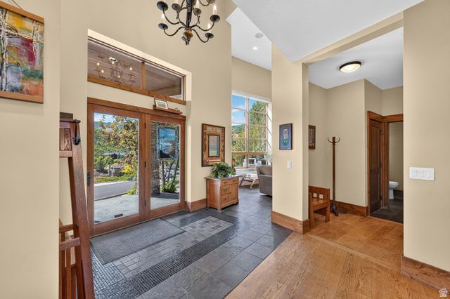 492 N MARATHON CIR, Salt Lake City, UT 84108