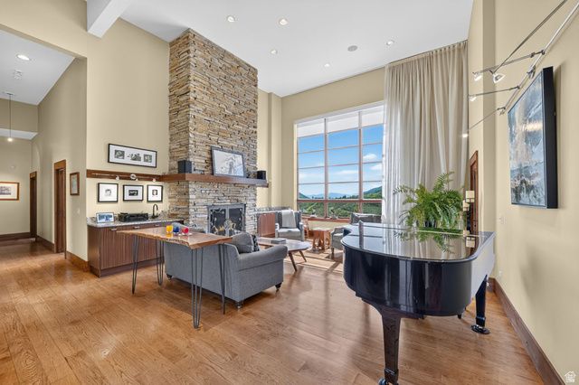 492 N MARATHON CIR, Salt Lake City, UT 84108
