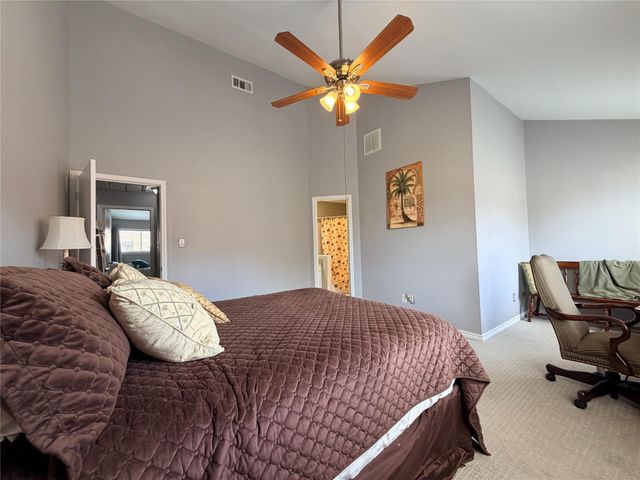 726 Country Place Drive B, Houston, TX 77079