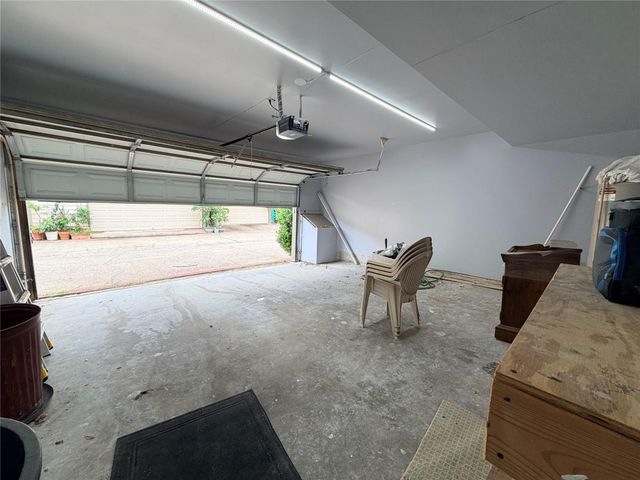 726 Country Place Drive B, Houston, TX 77079