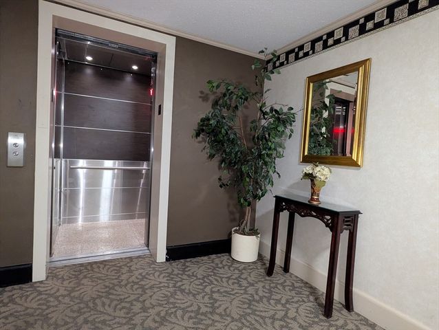 100 Park Terrace Dr 148, Stoneham, MA 02180