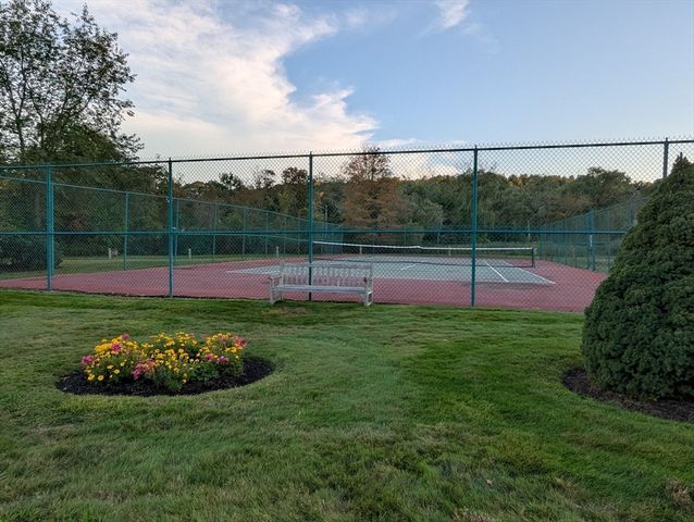 100 Park Terrace Dr 148, Stoneham, MA 02180