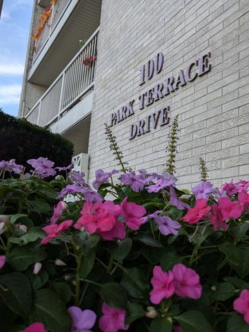 100 Park Terrace Dr 148, Stoneham, MA 02180