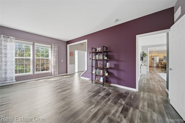 4095 Falmouth Lane, Howell, MI 48843
