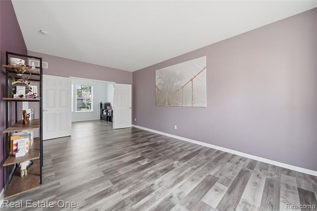 4095 Falmouth Lane, Howell, MI 48843