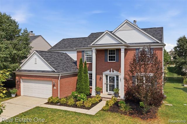 4095 Falmouth Lane, Howell, MI 48843