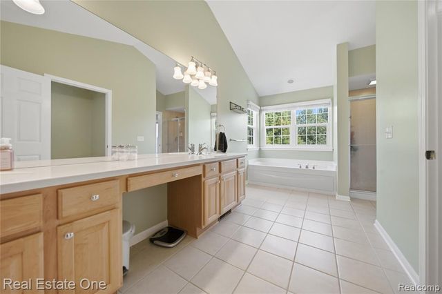 4095 Falmouth Lane, Howell, MI 48843
