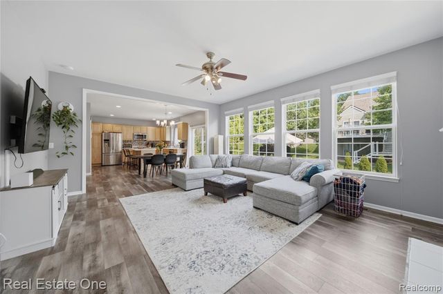 4095 Falmouth Lane, Howell, MI 48843