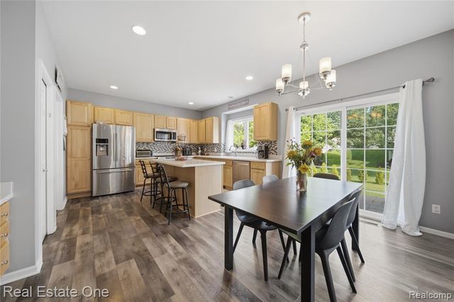 4095 Falmouth Lane, Howell, MI 48843