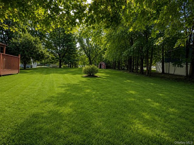 27 Midway Drive, Monroe, NY 10950