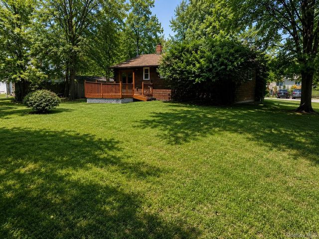 27 Midway Drive, Monroe, NY 10950