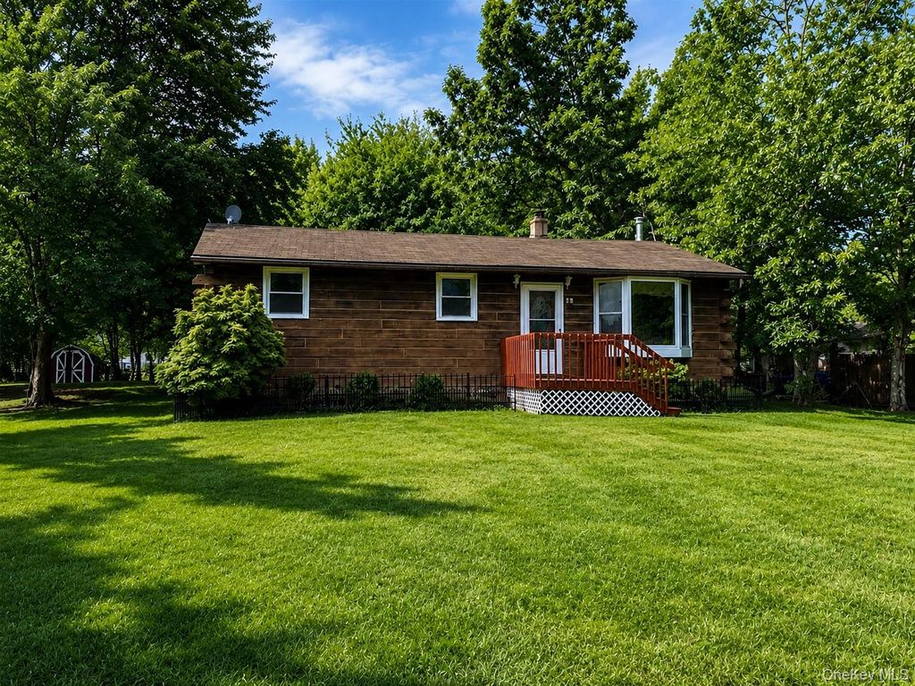 27 Midway Drive, Monroe, NY 10950