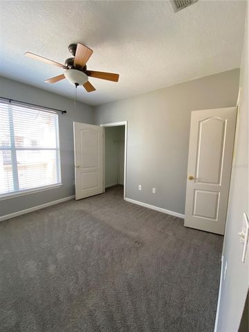 10504 VILLA VIEW CIR, Tampa, FL 33647