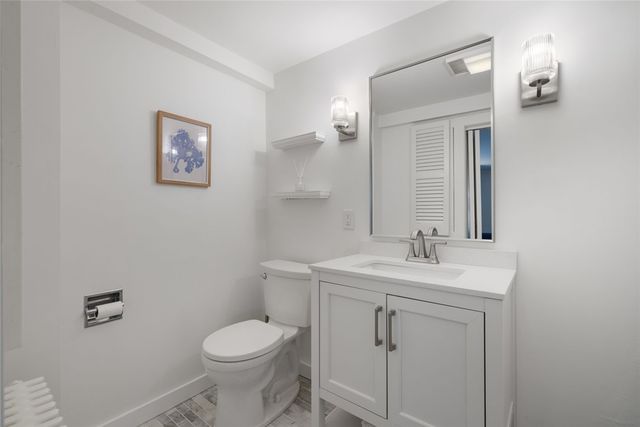 22 Farewell Street, Newport, RI 02840