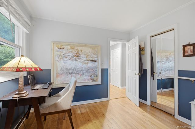 142 7th Street, Saint James, NY 11780