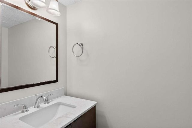 1 Fairway Drive, Kennesaw, GA 30144