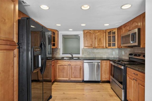 1 Fairway Drive, Kennesaw, GA 30144