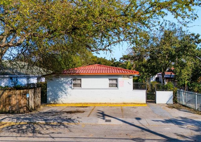 8213 NE 1st Avenue, Miami, FL 33138