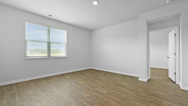 128 Hopkins Street, Holly Hill, SC 29059